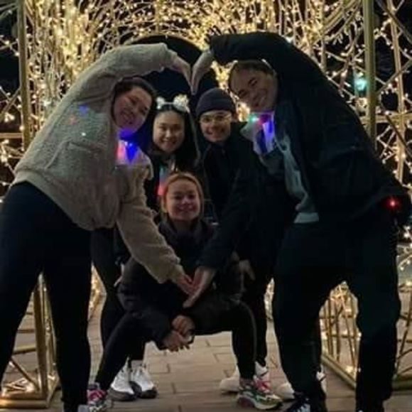 Meet your Posher, Jenely - Picture 1 of 1